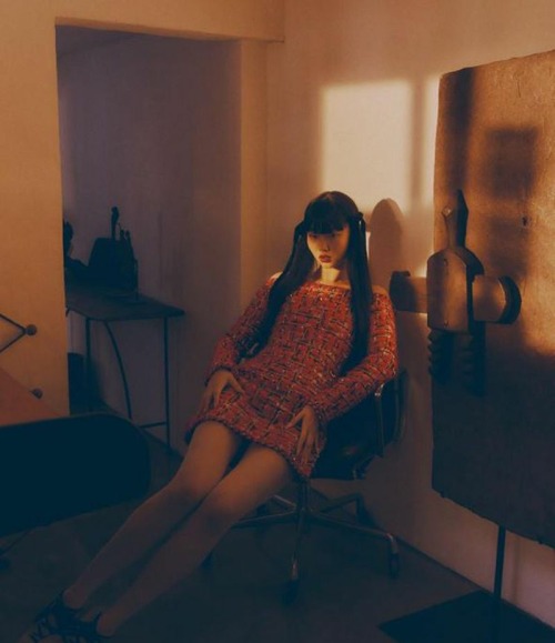 distantvoices:Yoon Young Bae By Park Jongha For ELLE Korea December 2020