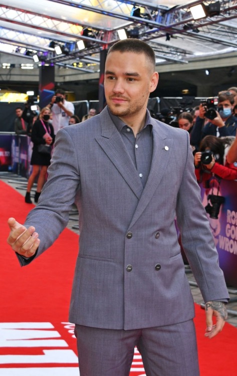 liam-93-productions: Liam at the Ron’s Gone Wrong London premiere - 09.10