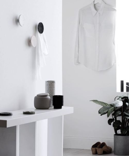 silver-blonde:via  acupofchic  