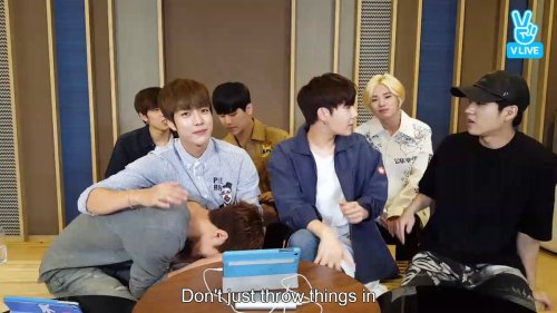 katingatrouble:  can we talk about how cute myungsoo is