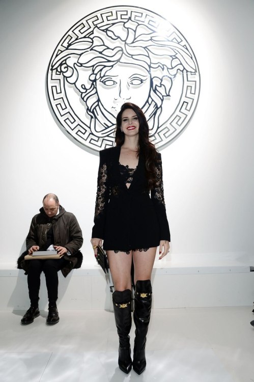 pinupgalore-lanadelrey:  Lana Del Rey x Versace 