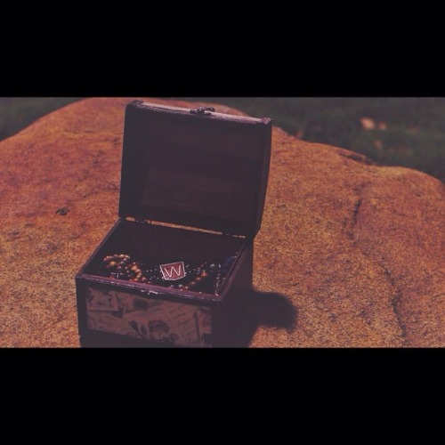 #WiSE ... It's Not Just An Accessory; It's A Lifestyle. Check It Out With @itsmevalleyp #jewelry #treasure