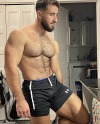 elnerdo19:Sexy Sam Vass and that furry chest of his! 🐻 🐺 💪🏼 🥩 ❤️😍🥰😈