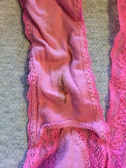 uhyeahbabiiee:  uhyeahbabiiee:  Stains of a 19 year old pussy. I came so many times,  i had no cum left.  Come on you pervs you like that too!