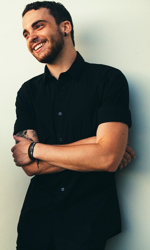 paramoreupdates:    Happy 26th Birthday Taylor York! 