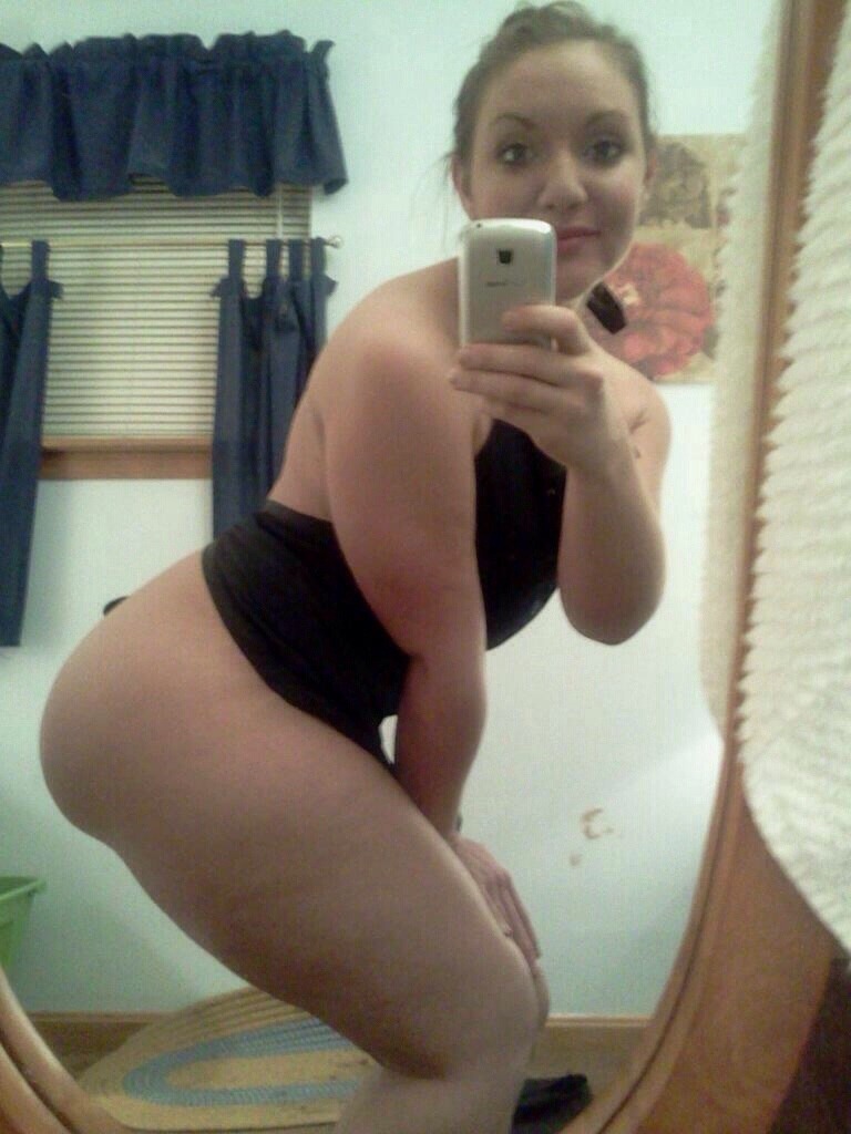 shouldntspy:Submission: Erin Barrett from Erie, Pennsylvania. Pictures of this slut