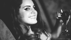 diamondsanddelrey:  Lana Del Rey and Marina and The Diamonds Blog  