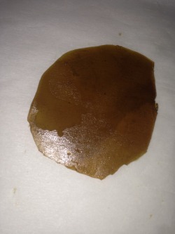 fuckitol420:  Hi guys, I really need your help. This is the last bit of shatter I have left and my only connect is dry and won’t be available for a while 😩😫 Anyone know where I can get some fire nug runs? Clarity counts :)  PS: I live in Miami,