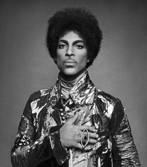 celebritiesofcolor: R.I.P Prince (June 7th, 1958 - April 21st, 2016).