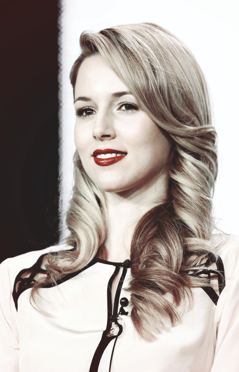 tattooeddean: Alona Tal ♧