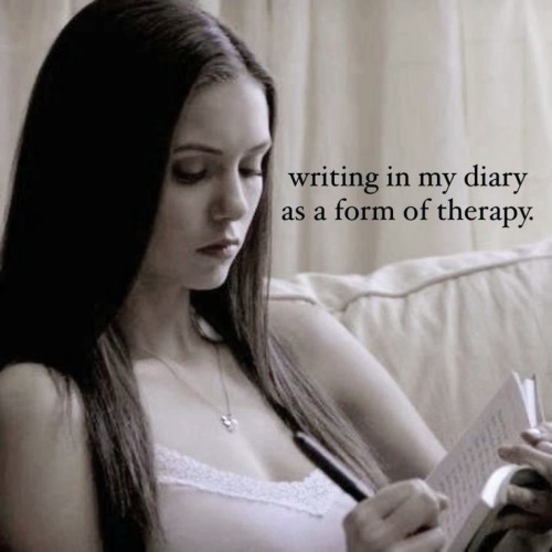 st4rgirlmar1e - •don't ask if I'm happy,you know that I'm not•