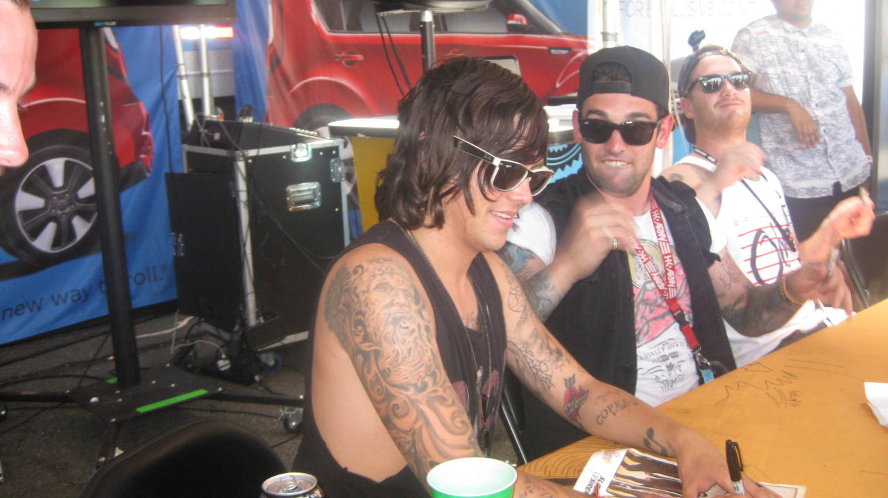 musicfreak-trs-hcr-atl:  ON Sunday When I went to WARPED TOUR 7.7.13  at the Sleeping