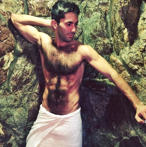 starringroles:  Nev Schulman instagram 1
