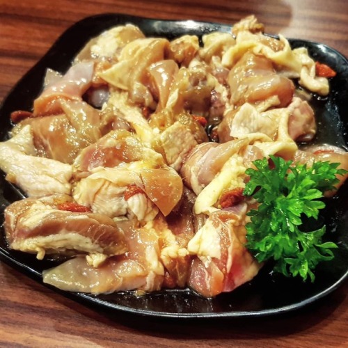Drunken Chicken Thigh. . . . #drunken #chicken #thigh #food #steamboat https://www.instagram.com/p/B