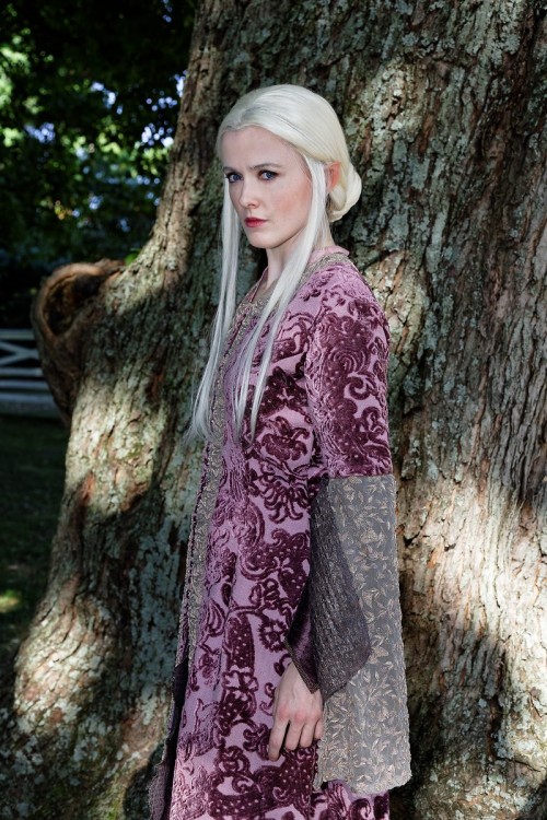 hellofeanor: Last of the Indis pictures from ALEP!  Costume made/worn by me, photos by Lone Dak