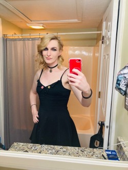 myfriendgoo94:Going to go see AFI tonight!! Feel like i’m going to goth prom! 👻