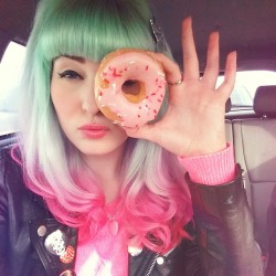 imth3queen-bitch:  chelsamander:Donuts for breakfast 🍩💕  &lt;