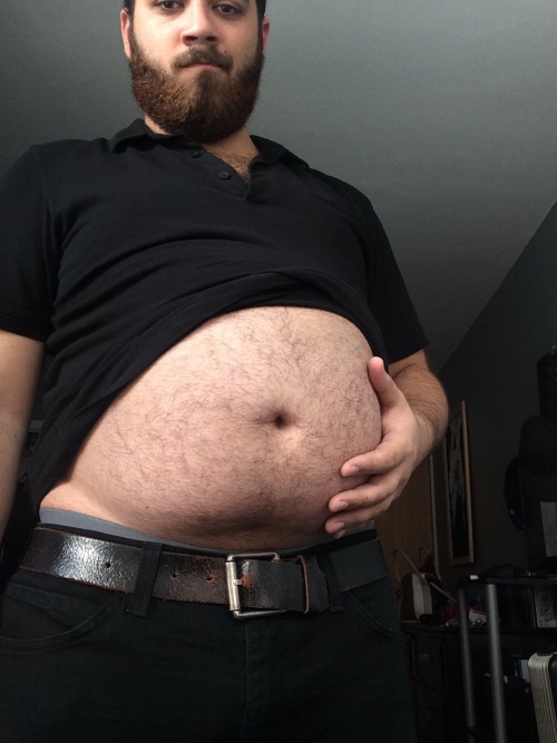 ceejofmalta:  Pre-work tummy Tuesday 