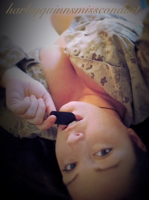 harleyquinnsmissconduct:  !!!!!!! Just wanted to say hi and show ya a few pics I took for my Marine Vet Daddy :) hope ya like em *kisses* 💋💋💋
