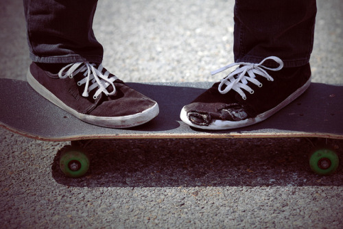 jussk8:  Fallen Footwear by AndrewVincent Photography on Flickr. 