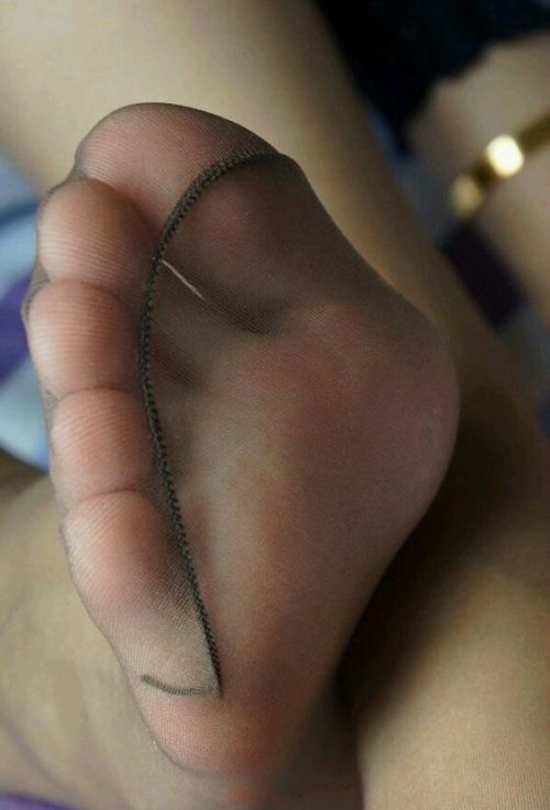 nylon-soles:Sniff and taste adult photos