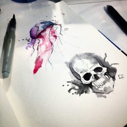 lcjuniorspeed:  Sketchbook • jellyfish /skull • Watercolor • algumas idéias pra tattoo  #aquarela #tattoo #jelly #jellyfish #skull #sketch #rabisco #desenhos #desenho #art #arte  #watercolor #watercolortattoo #treino #madruga #artoftheday #paint