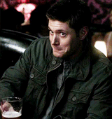 mishas-assbutts:  After 6 years he finally noticed… 