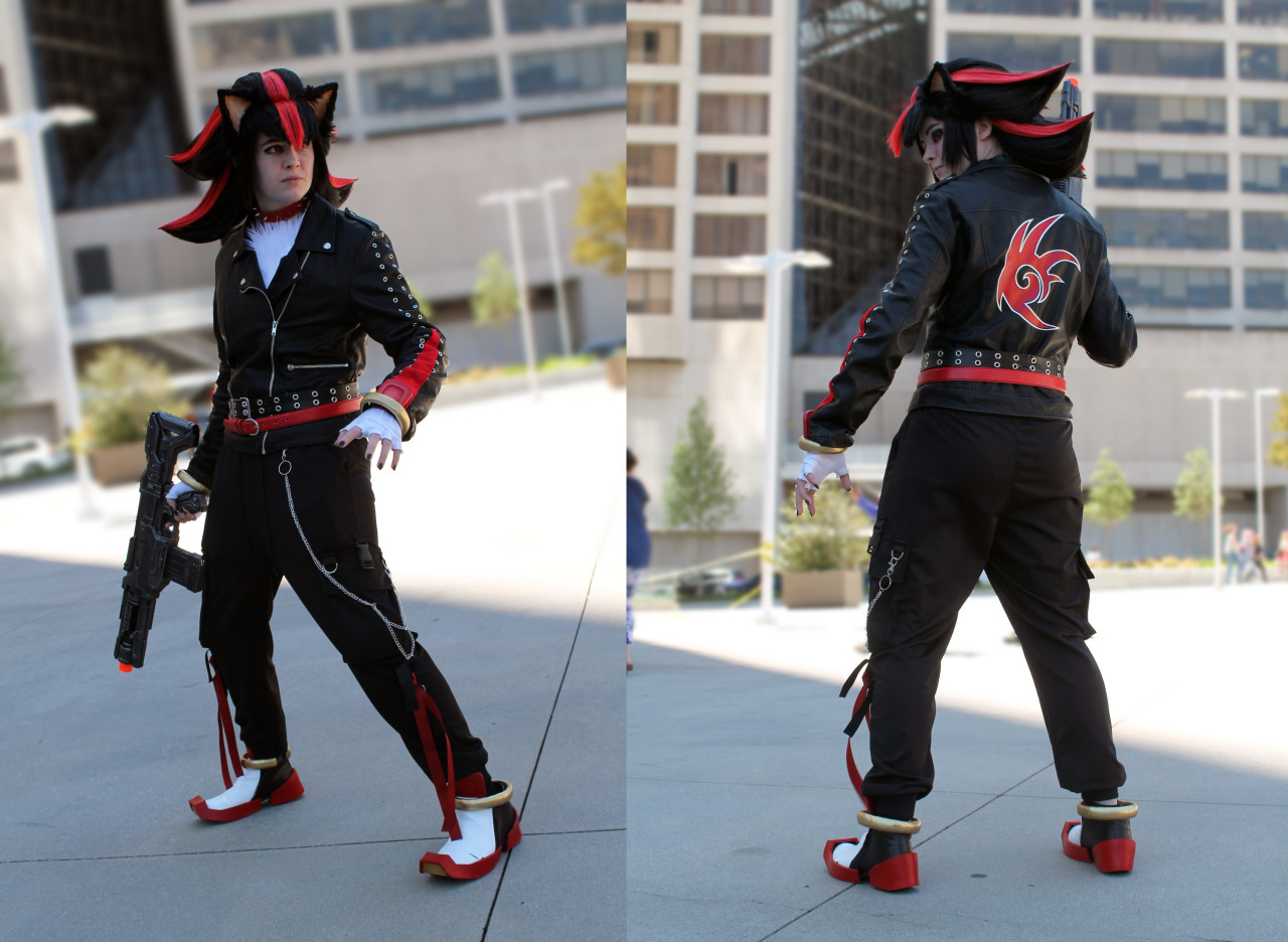 Shadow the hedghog Shoes from Sonic the Hedgehog - CosplayFU.com