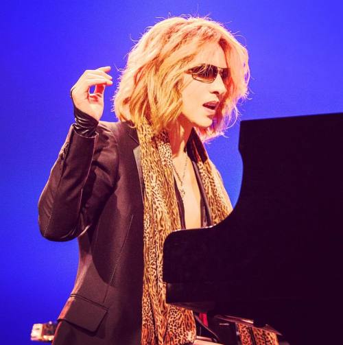 yoshikiofficial: #YOSHIKI が #SXSW で演奏披露、映画「#WeAreX」はデザイン部門の観客賞受賞!bit.ly/1XEruaf bit.ly