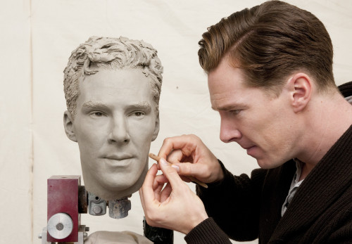 fyantagonist: Benedict Cumberbatch helps Madame Tussauds artists out with the early sculpting for hi