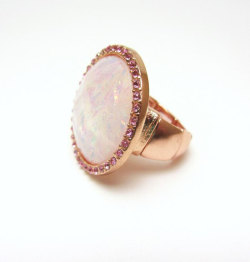 ringtorulethemall:  Rose Gold Ring rings