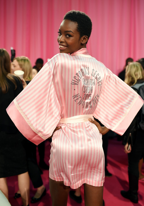 hellyeahblackmodels:  Maria Borges backstage at the Victoria’s Secret Fashion Show 2015 
