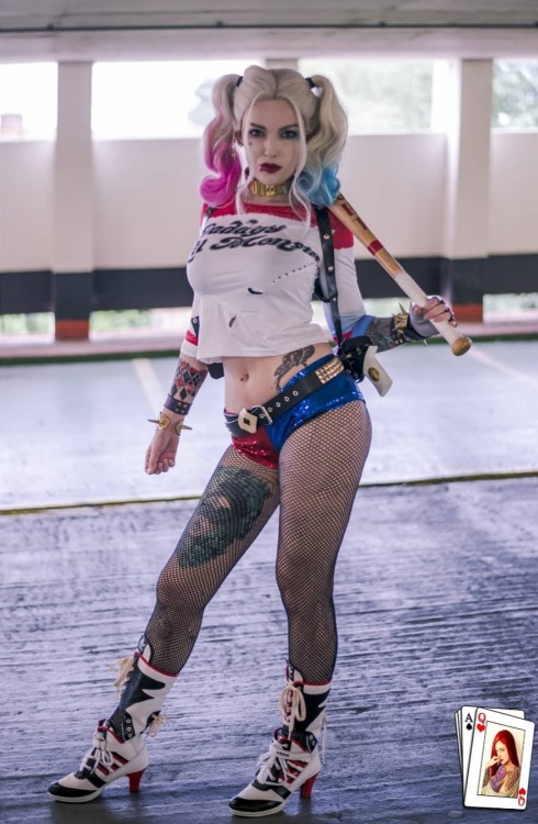 Harley Quinn by Hannah Quinn