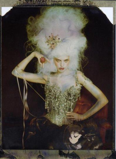 msbehavoyeur:  Mr. Pearl moved to London in 1994, setting up shop as a corsetier.