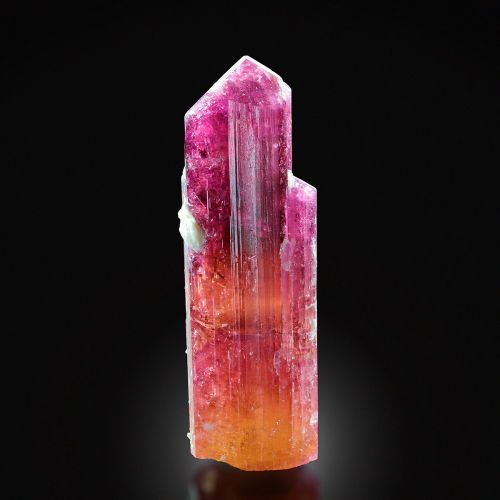 bijoux-et-mineraux:Elbaite - Sosedka Mine, Malkhan, Siberia, Russia