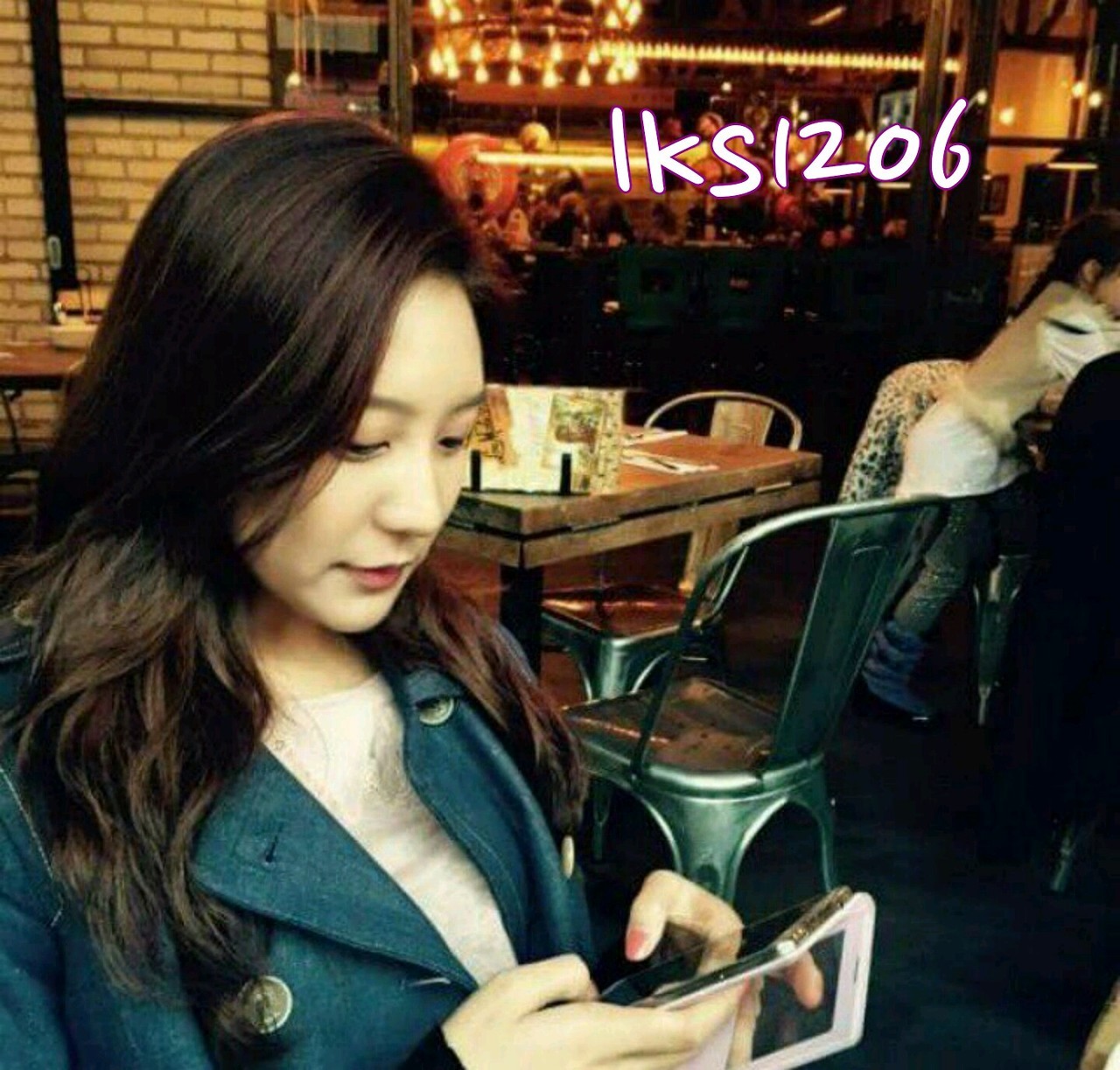 lks1206:  서울 용산구 살던 23살 신선x 현제 미국 시카고 유학중