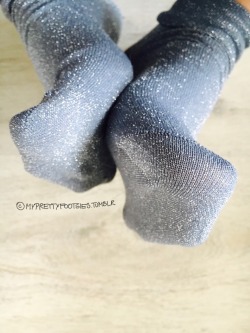 myprettyfootsies:  got myself some glitter