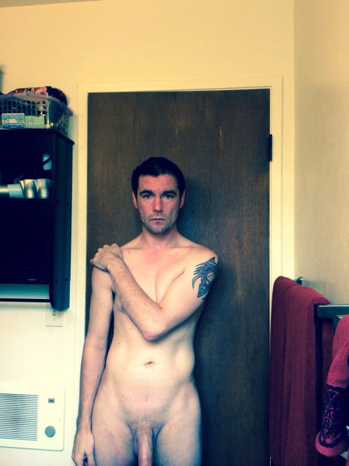 amateurhunks:  Hung on webcam http://www.menwithcams.tumblr.com/ adult photos