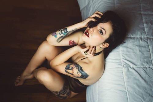 #inked #babes #babeswithtattoos #girlswithtats #tats_gram #tatsoul #lovetattoos #inkedgirl #tattoomo