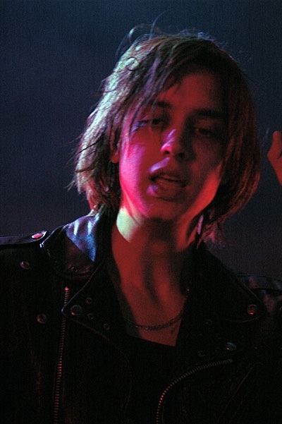 juliancasablancasfrenchkiss:  I need to sit down,  I need to shut up …