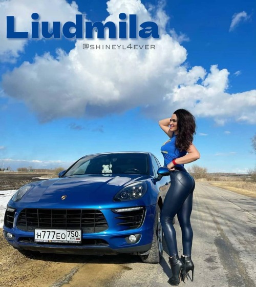 @liudmila77771 Visit, like &amp; follow ▪️ #shinyl4ever #shinyleggingslover #shinyleggings #shinycl