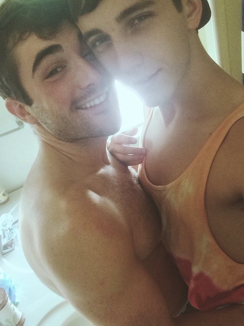 gay-love-is-beautiful:  omgaylove:  http://omgaylove.tumblr.com/  YOU need NOT to
