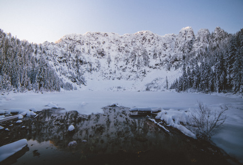 torreymerrittphotography:Mountain mornings are the best mornings.insta | website