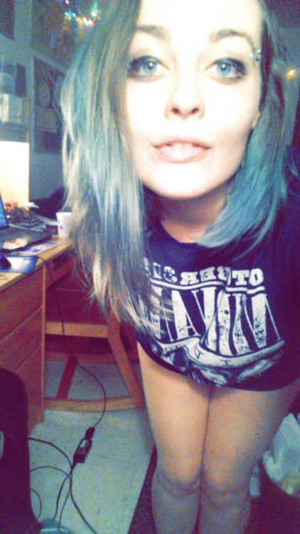 bearfemme:  ~before and after black lipstick ft. a high school nirvana tshirt  Okay hello beautiful