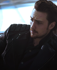 adamdrivers:  Aaron Taylor-Johnson for Esquire adult photos