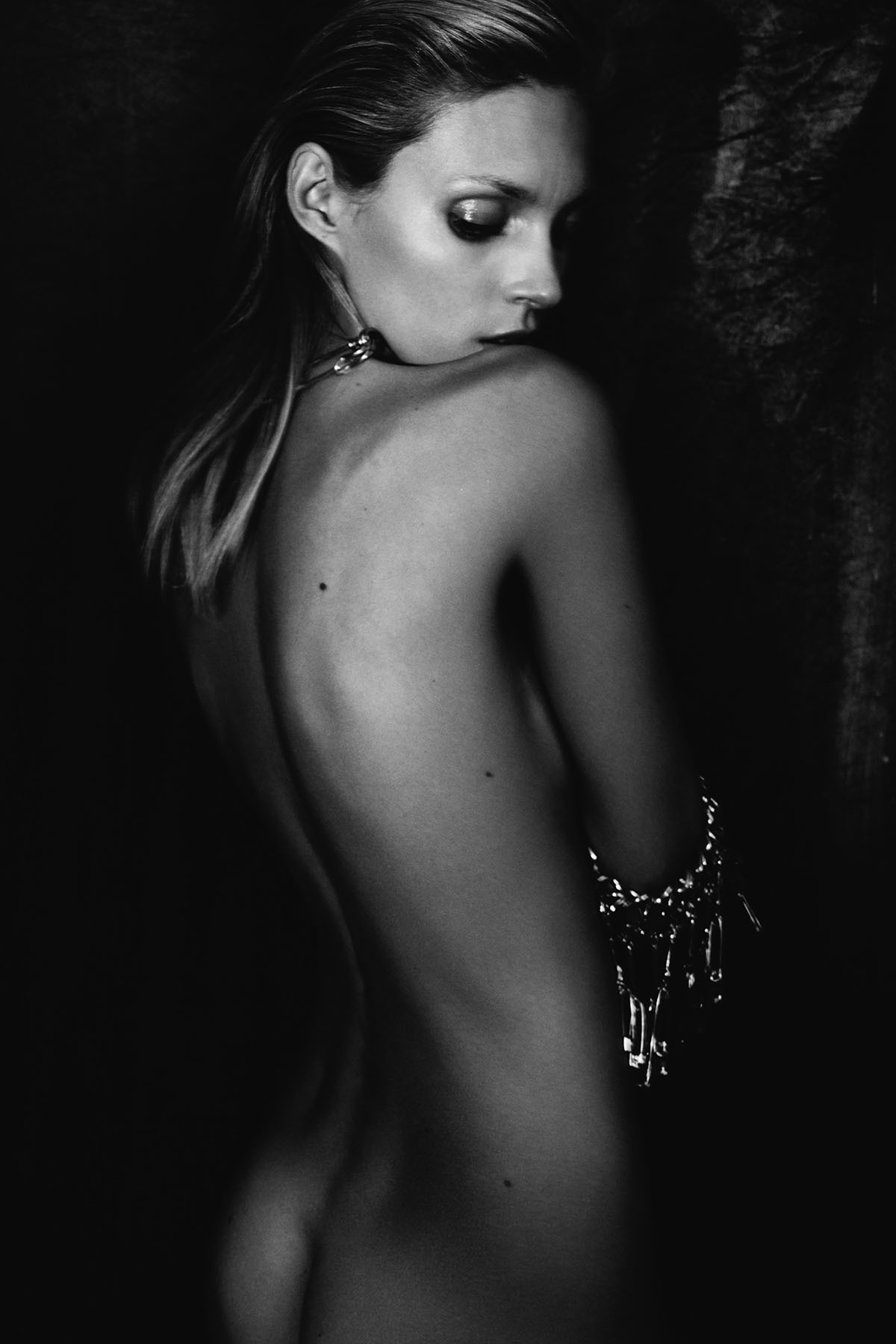senyahearts:  Anja Rubik in “The Young &amp; The Restless” for i-D Magazine,