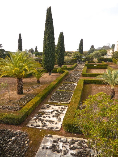 Jardín morisco, en reparación, Medina Azahara, Córdoba, 2016.