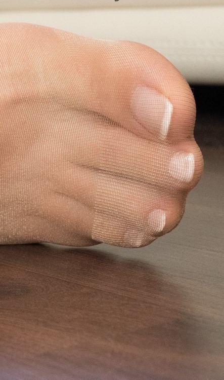 Teen Feet porn pictures
