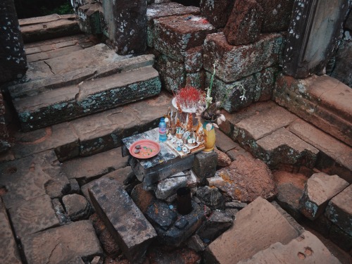 Shrine at ruined hindu temple, CambodiaDespite the destruction suffered by many Hindu temples in Sou