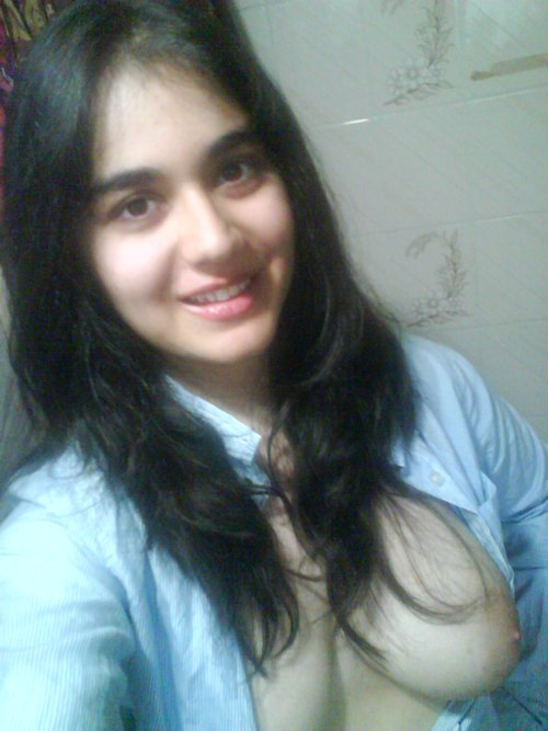 Priya,india, Age-25, Size- 30-34-32,Housewife,